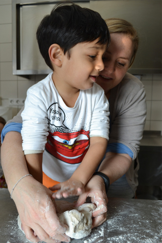 Mamaaaaa, ich backe Brot!