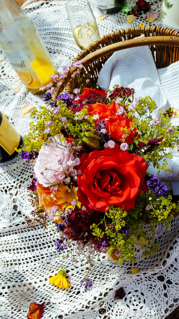 FrauBpunkt Petits Fours Törtchen Hochzeit Lavendel Rose-10