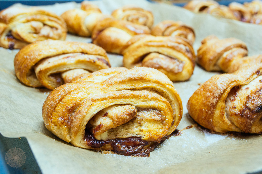 FrauBpunkt Zimtschnecken Erdbeer Kanelbullar Hefeteig Marmelade-7