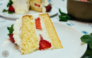 FrauBpunkt Erdbeerkuchen japanisch Sahne Muttertag Fürstenberg-2