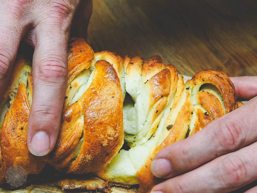 Zupfbrot BBQ Brot Kräuterbutter FrauBpunkt (10 von 18)