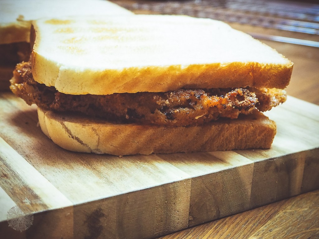 FrauBpunkt Kowloon Sandwich Schwein Schnitzel Streetfood (12 von 21)